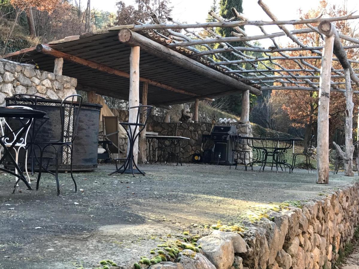 Mymoustiers Villa Eksteriør bilde